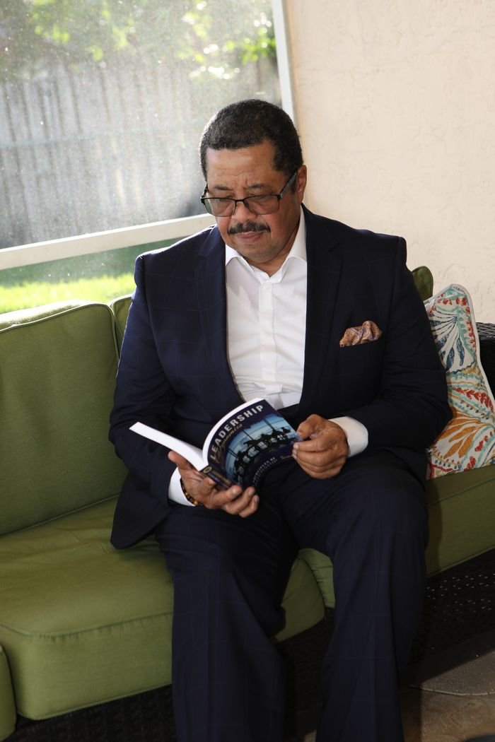 Velton W. Showell III reading Leadership Dynamics
